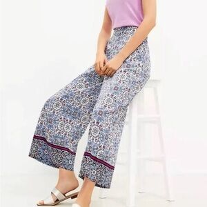 LOFT Petite Fluid Wide Leg Crop in Medallion Linen Blend (Petite XS)